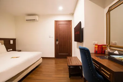 Western Hanoi Boutique Hotel – Foto’s 6